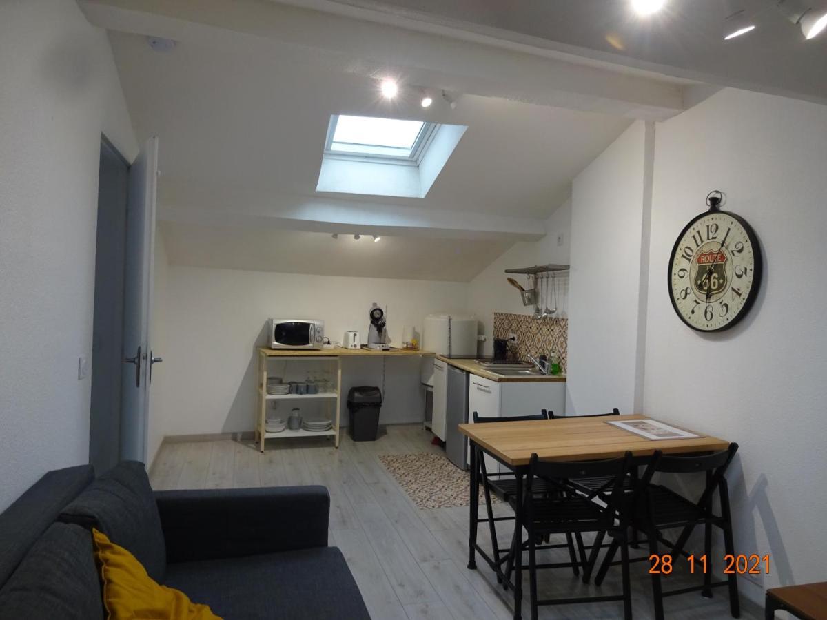 Appartement "Sacha" Au Calme En Hypercentre De Revel Revel  Kültér fotó